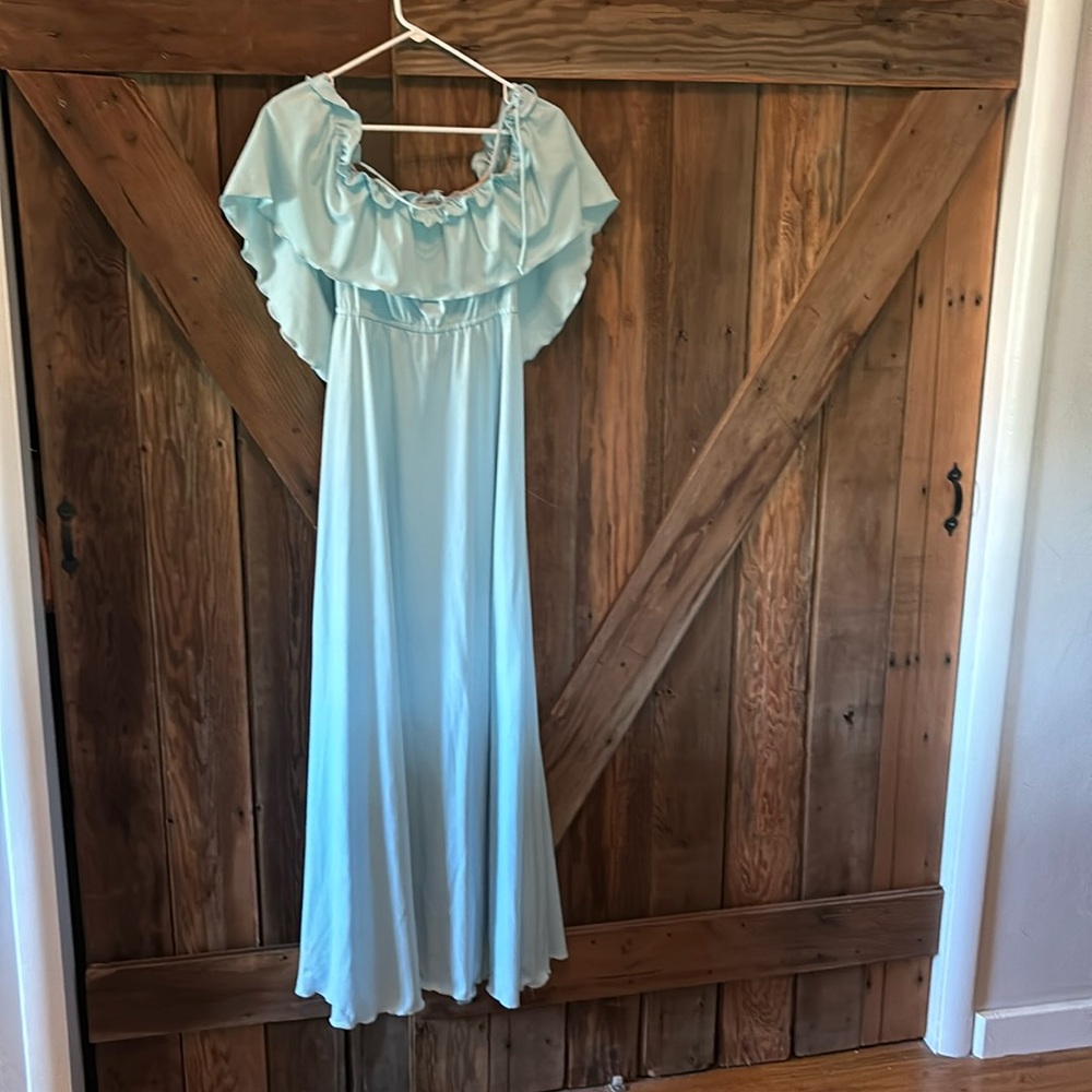 Vintage bridesmaid dress from 1978. No tags.